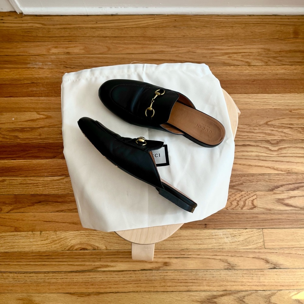 Gucci leather sandal